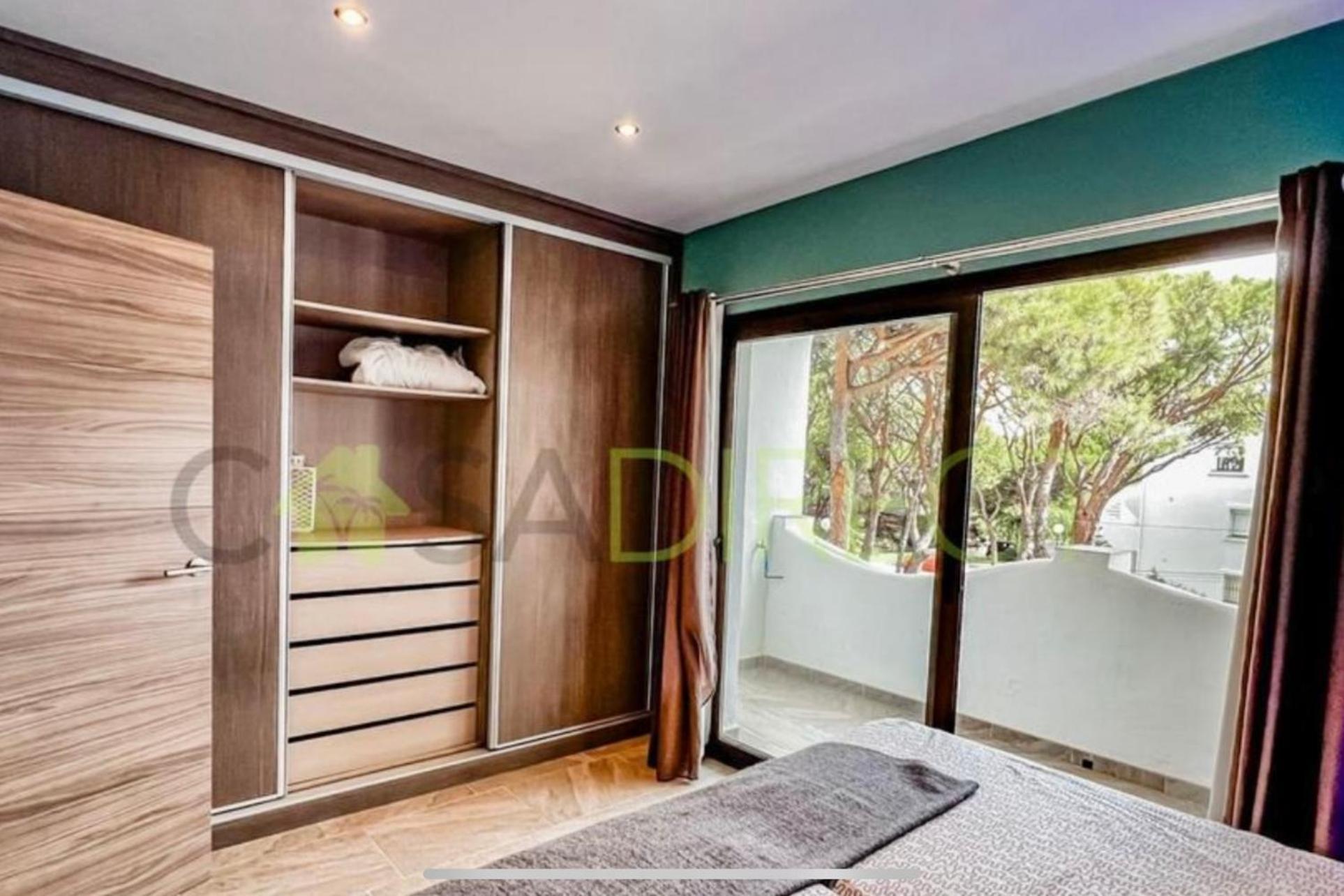 Mijas Costa - Beachside Apartment-B Sitio de Calahonda Kültér fotó